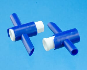 Plaststøbte Krydsventiler til medico poser