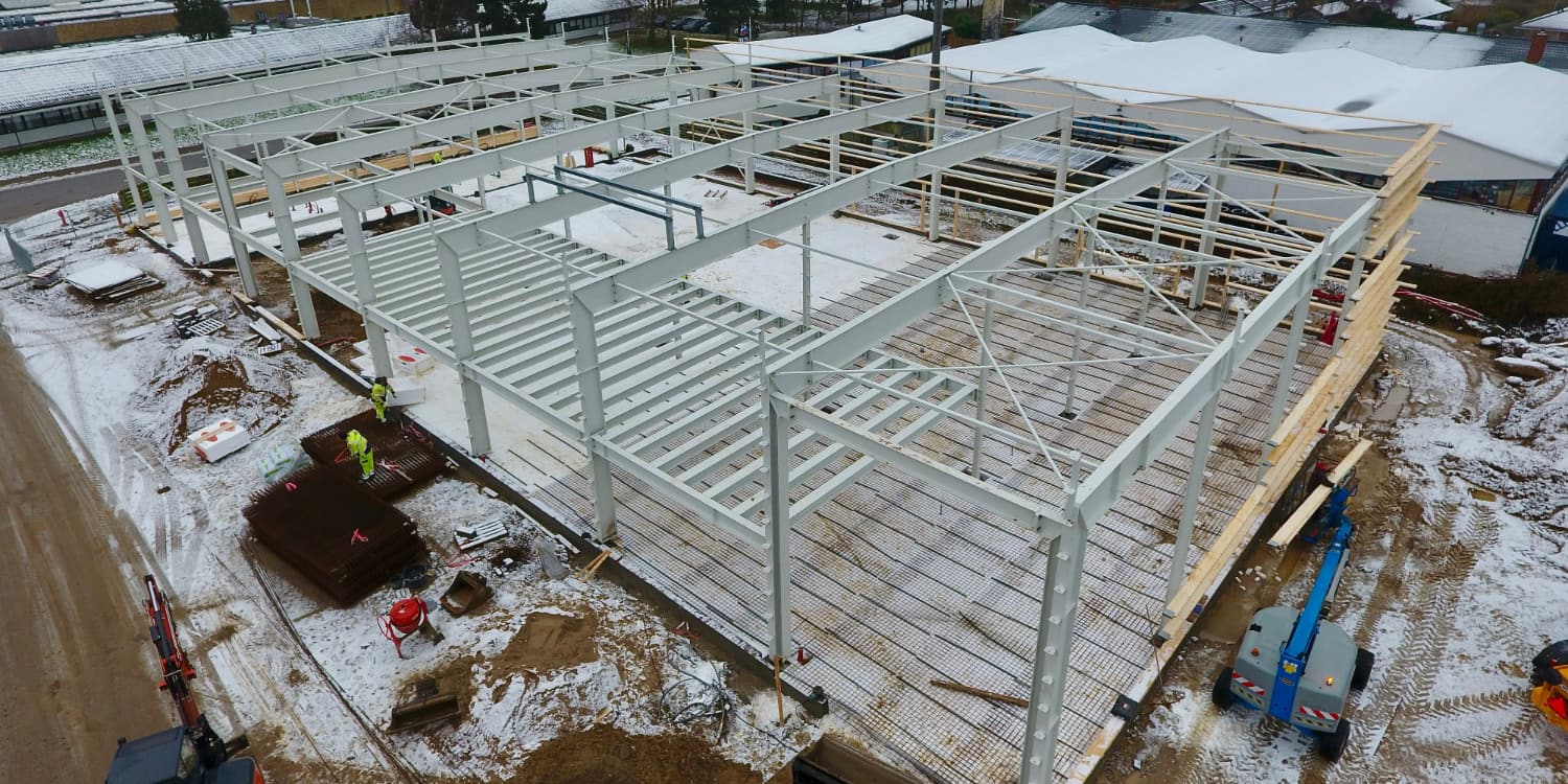 Construction d’une nouvelle installation de production New production facility erected